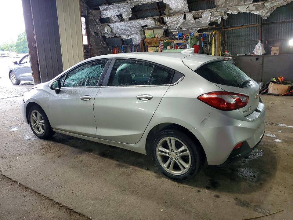 Photo 2 from auction – 2018 CHEVROLET CRUZE with VIN 3G1BE6SM9JS645374