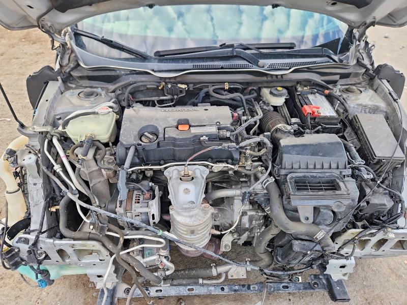 Photo 11 from auction – 2018 HONDA CIVIC with VIN 2HGFC2F59JH572330