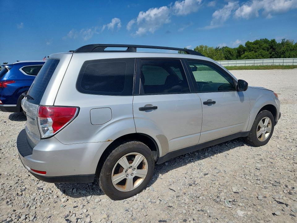 Снимка 3 от търг – 2011 SUBARU FORESTER с VIN JF2SHBBC6BG772695