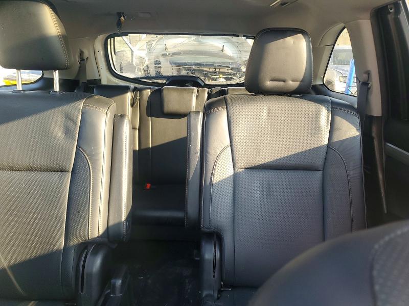 Photo 10 from auction – 2019 TOYOTA HIGHLANDER with VIN 5TDDZRFH0KS744092