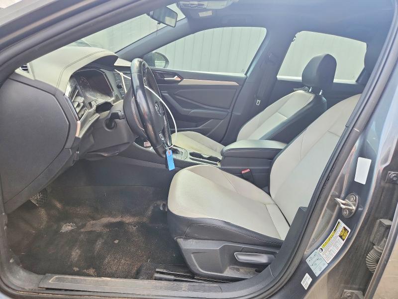 Photo 7 from auction – 2019 VOLKSWAGEN JETTA with VIN 3VWC57BU2KM043744
