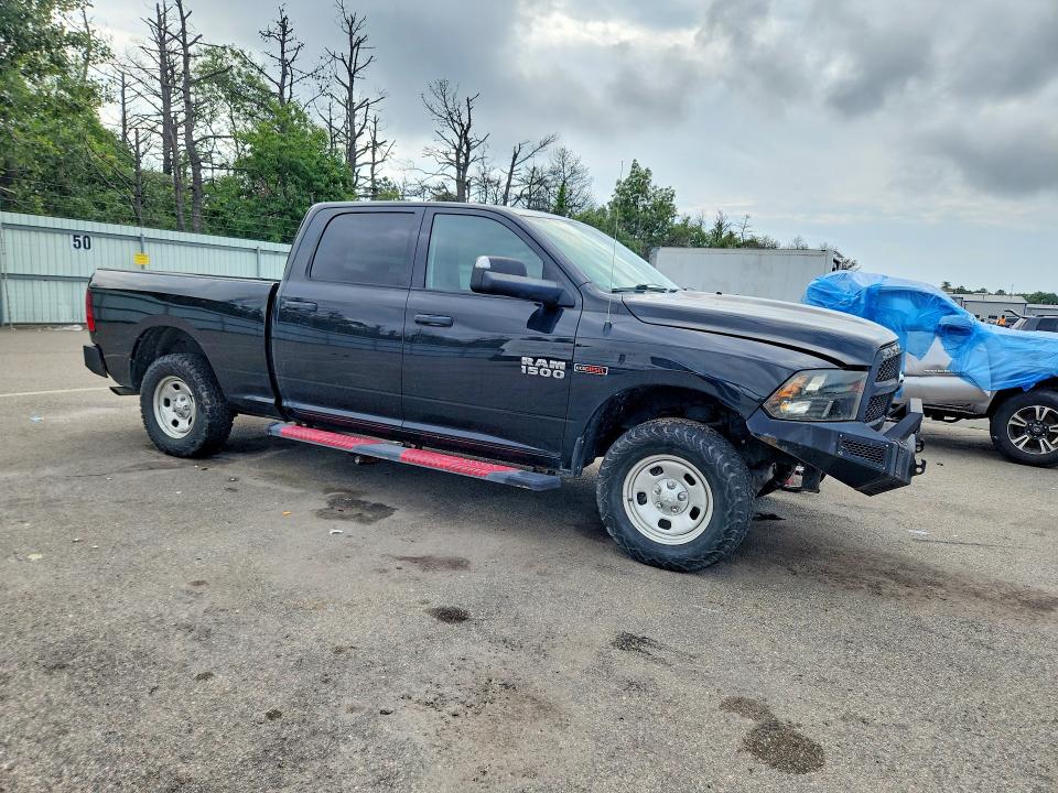 Photo 4 from auction – 2015 RAM 1500 with VIN 1C6RR7SM4FS605813