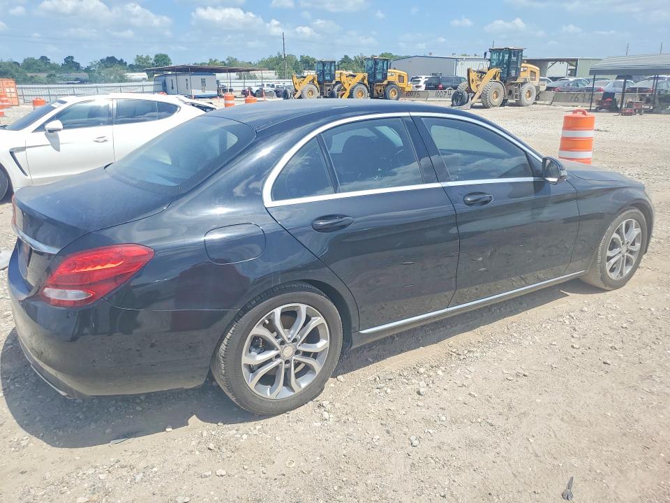 Photo 3 from auction – 2016 MERZ C-CLASS with VIN 55SWF4JB9GU128991