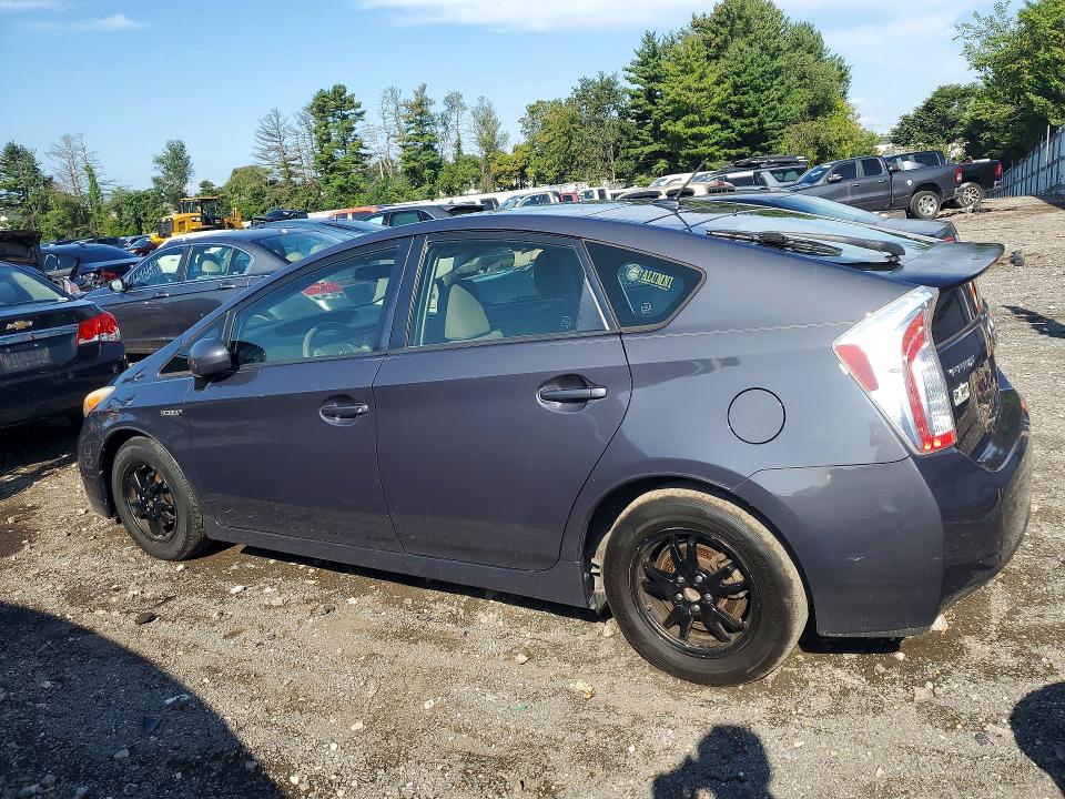 Photo 2 from auction – 2012 TOYOTA PRIUS with VIN JTDKN3DU6C1562606