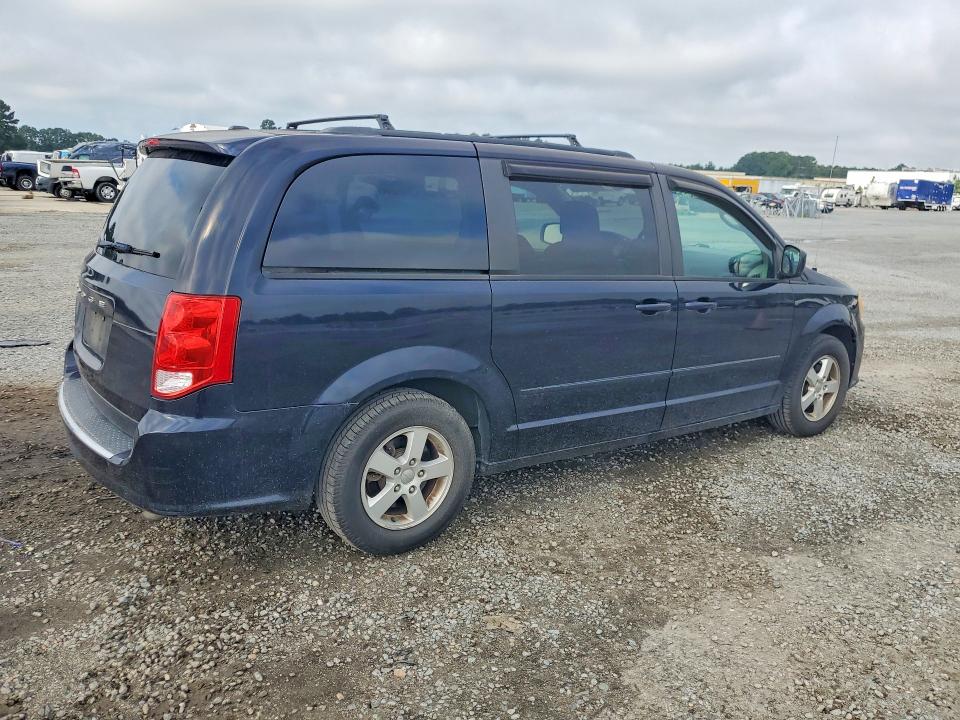 Photo 3 from auction – 2011 DODGE GRAND CARAVAN with VIN 2D4RN3DG3BR602209
