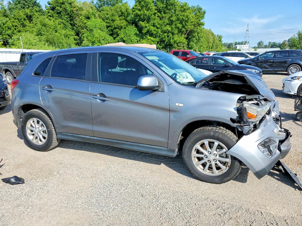 Photo 4 from auction – 2015 MITSUBISHI RVR with VIN 4A4AJ3AU8FE608194