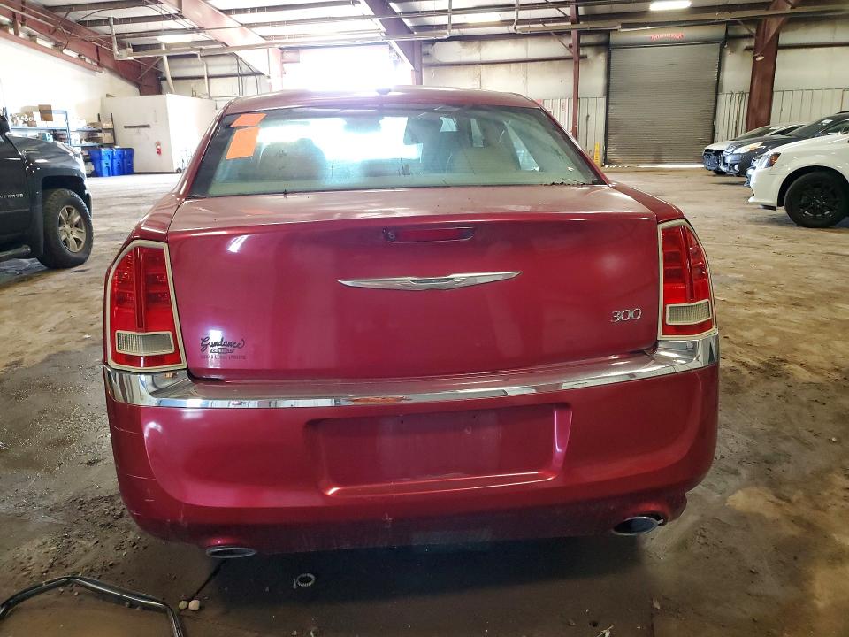 Photo 6 from auction – 2011 CHRYSLER 300 with VIN 2C3CA5CGXBH530107
