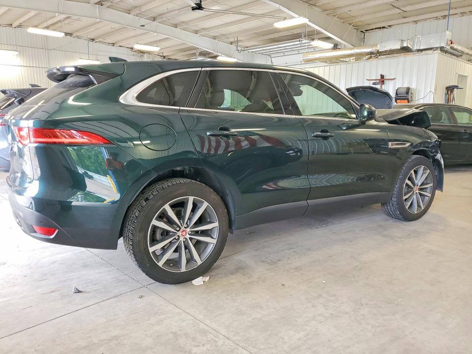 صورة رقم 3 من المزاد - 2017 JAGUAR F-PACE مع VIN SADCK2BV5HA897161