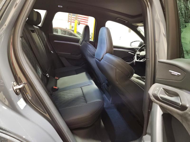 Photo 11 from auction – 2025 AUDI SQ6 E-TRON with VIN WA135BGF5SA031322