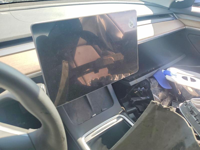 Photo 9 from auction – 2022 TESLA MODEL 3 with VIN 5YJ3E1EA3NF351709