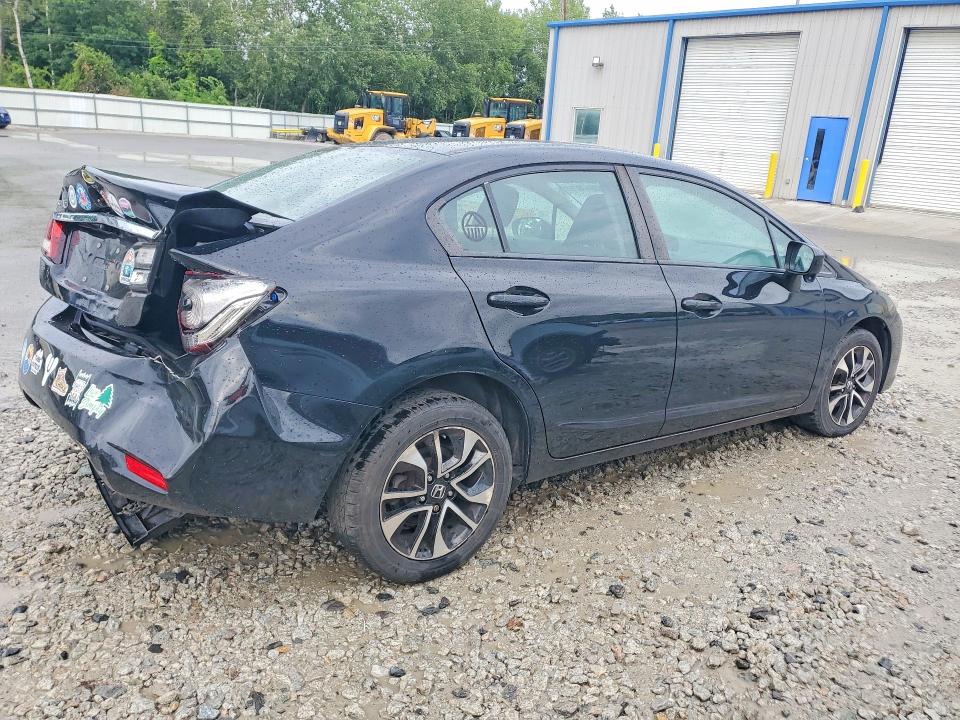 Photo 3 from auction – 2015 HONDA CIVIC with VIN 19XFB2F82FE261305