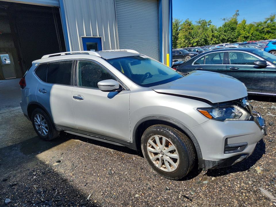 Photo 4 from auction – 2018 NISSAN ROGUE with VIN KNMAT2MT8JP510570