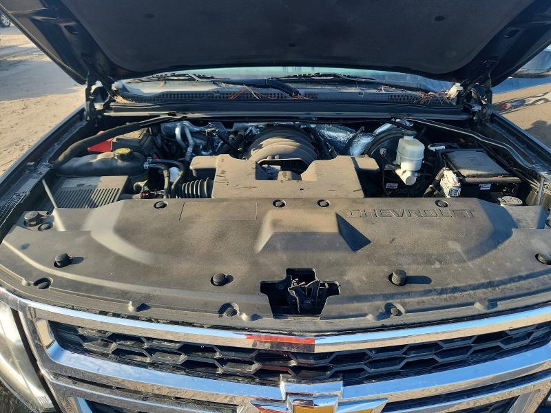 Photo 12 from auction – 2015 CHEVROLET SUBURBAN with VIN 1GNSCJKC7FR599519