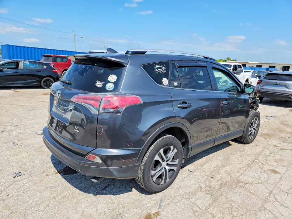 Photo 3 from auction – 2016 TOYOTA RAV4 with VIN JTMBFREV5GD179543