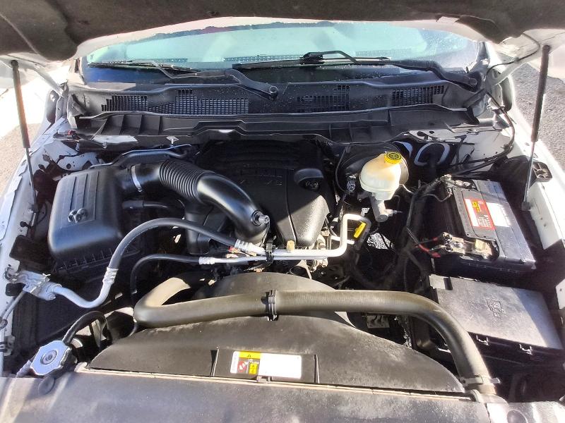 Photo 11 from auction – 2016 RAM 1500 with VIN 1C6RR6GT7GS375745