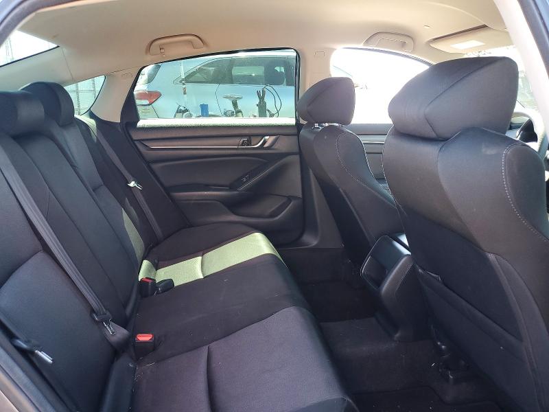 Photo 10 from auction – 2018 HONDA ACCORD with VIN 1HGCV1F12JA022812