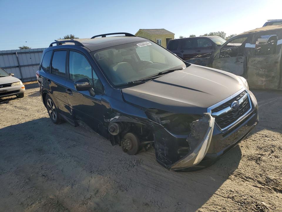 Photo 4 from auction – 2018 SUBARU FORESTER with VIN JF2SJAGCXJH526670