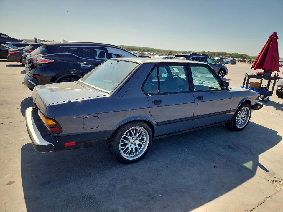 Photo 3 from auction – 1984 BMW 528 with VIN WBADK7308E9355157