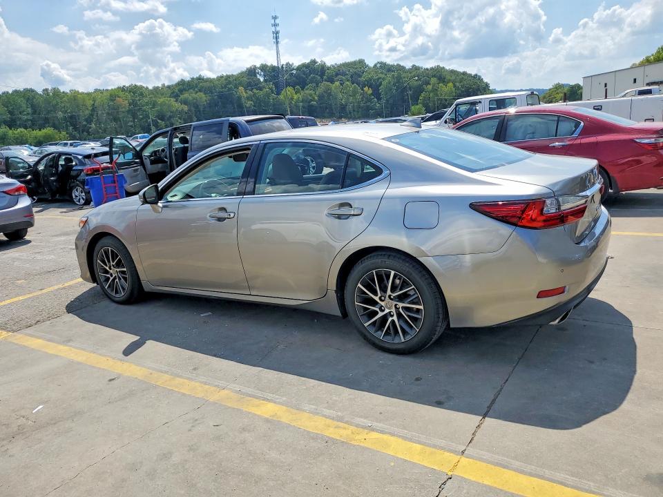 صورة رقم 2 من المزاد - 2016 LEXUS ES مع VIN 58ABK1GG4GU007374