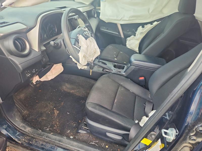 Photo 7 from auction – 2017 TOYOTA RAV4 with VIN JTMBFREV2HD219742
