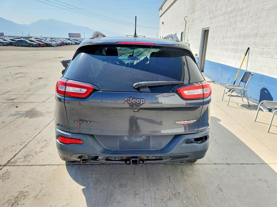 Photo 6 from auction – 2015 JEEP CHEROKEE with VIN 1C4PJMBS0FW739926