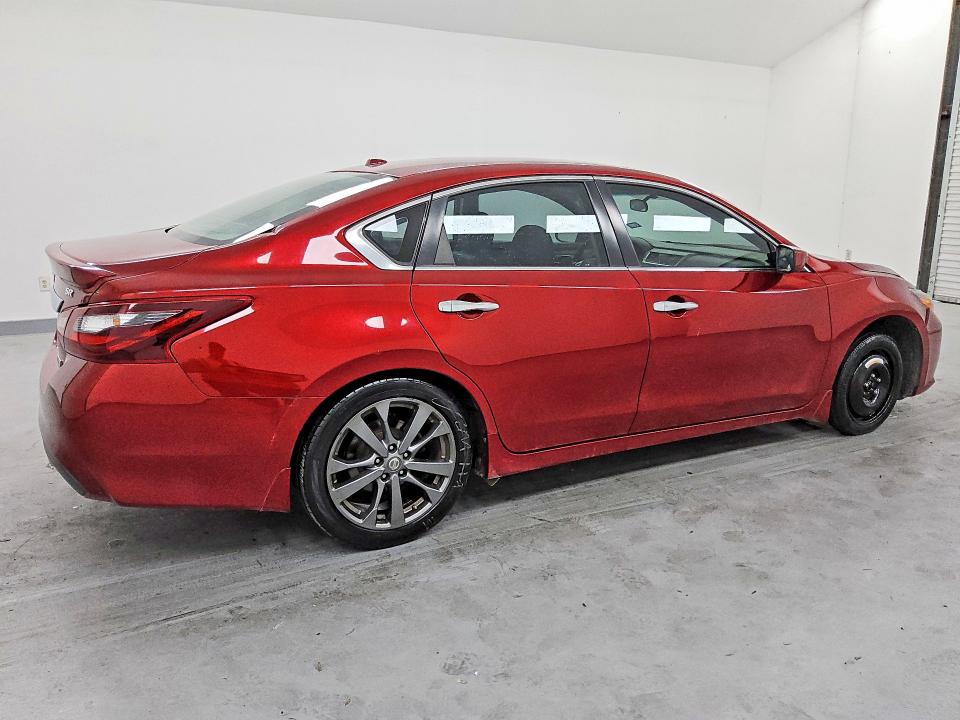 Photo 3 from auction – 2018 NISSAN ALTIMA with VIN 1N4AL3AP5JC197259