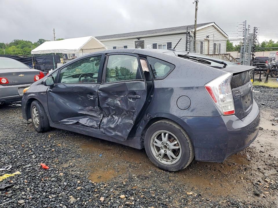 Photo 2 from auction – 2010 TOYOTA PRIUS with VIN JTDKN3DU3A0013772