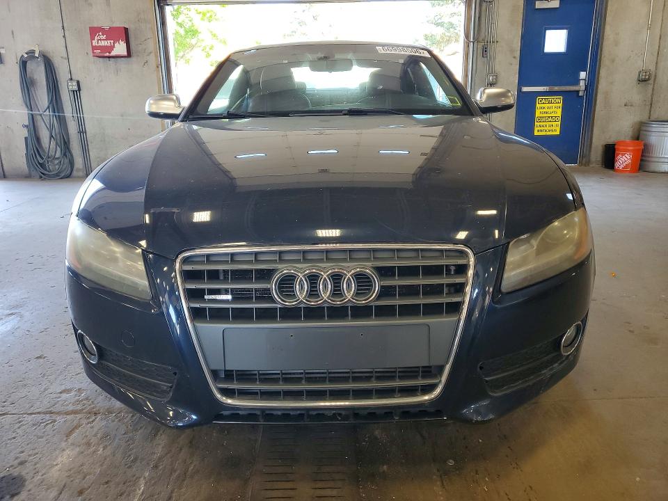 Photo 5 from auction – 2010 AUDI A5 with VIN WAURFAFR8AA071554
