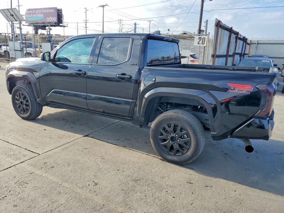 Photo 2 from auction – 2025 TOYOTA TACOMA with VIN 3TMLB5JN1SM169216