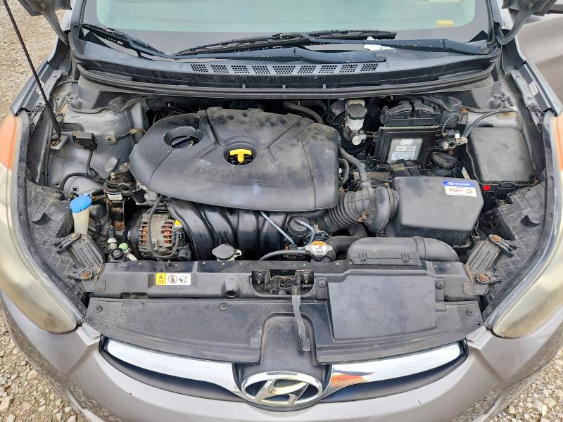 Photo 11 from auction – 2013 HYUNDAI ELANTRA with VIN KMHDH4AE2DU935719