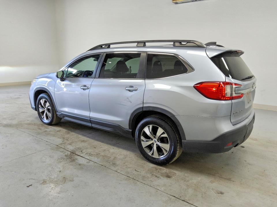 Photo 2 from auction – 2023 SUBARU ASCENT with VIN 4S4WMABD1P3400965