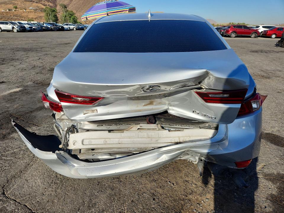 Photo 6 from auction – 2014 LEXUS IS with VIN JTHBE1D26E5003070
