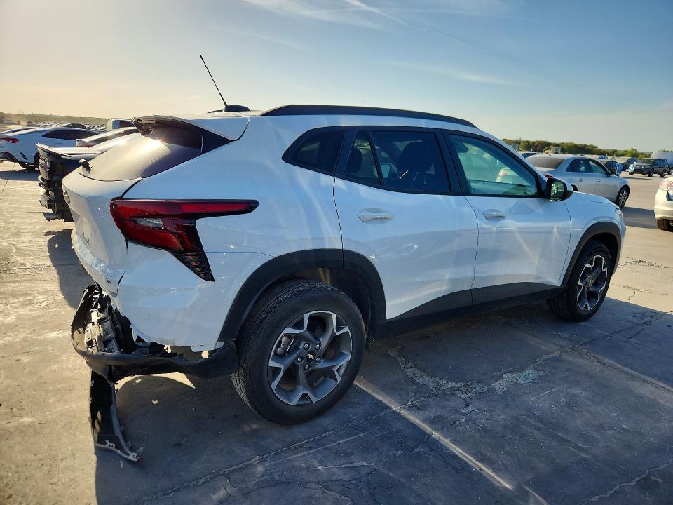 صورة رقم 3 من المزاد - 2025 CHEVROLET TRAX مع VIN KL77LHEP9SC315677