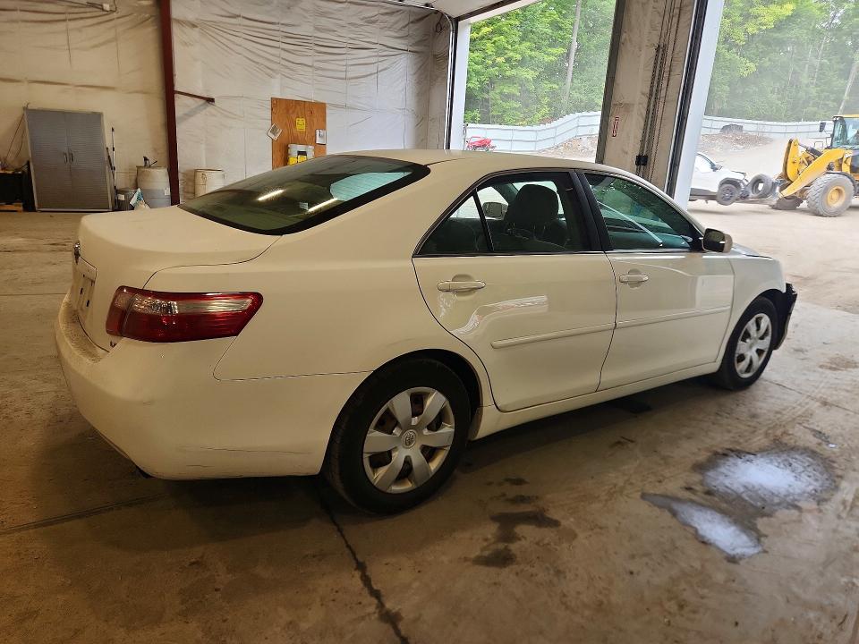 Photo 3 from auction – 2009 TOYOTA CAMRY with VIN 4T4BE46K69R074685