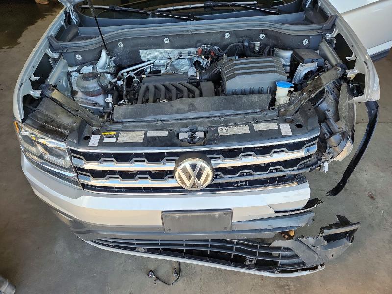 Photo 12 from auction – 2019 VOLKSWAGEN ATLAS with VIN 1V2MR2CAXKC539006