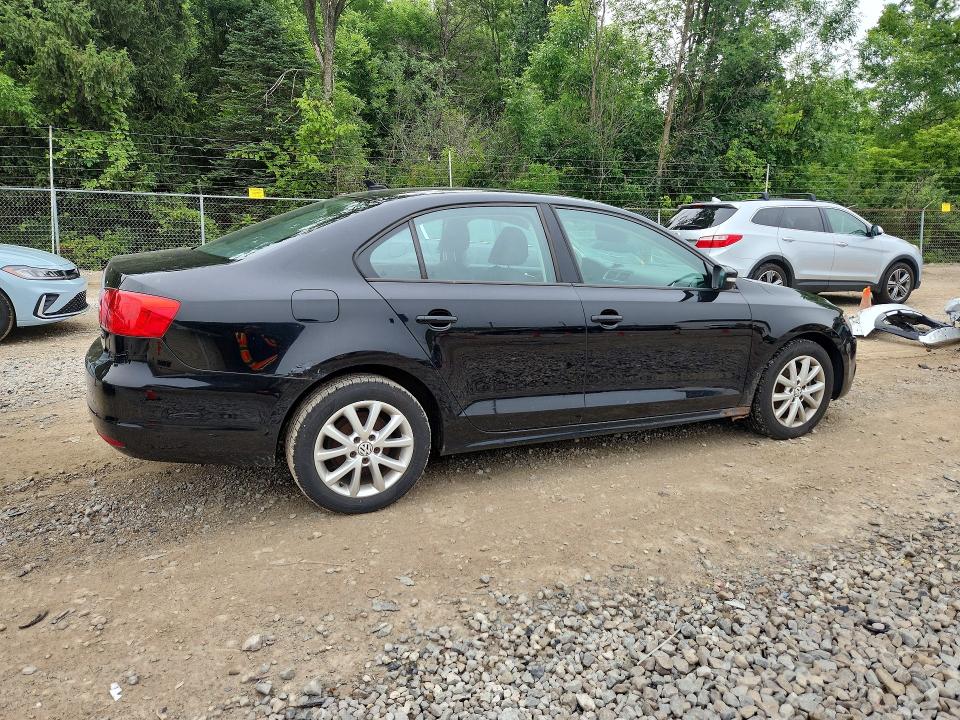 Photo 3 from auction – 2011 VOLKSWAGEN JETTA with VIN 3VWDZ7AJ6BM084491