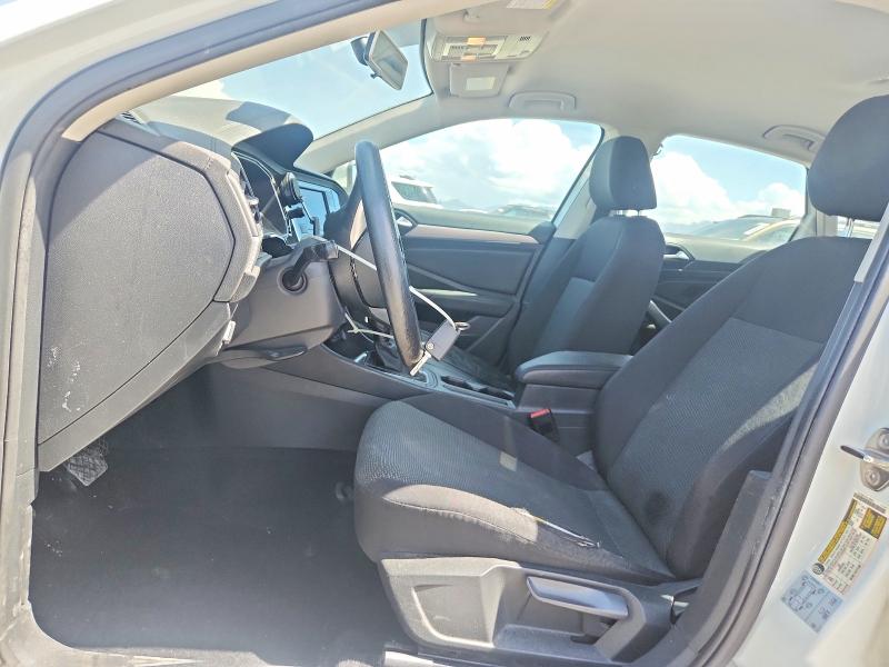 Photo 7 from auction – 2020 VOLKSWAGEN JETTA with VIN 3VWCB7BU0LM023857