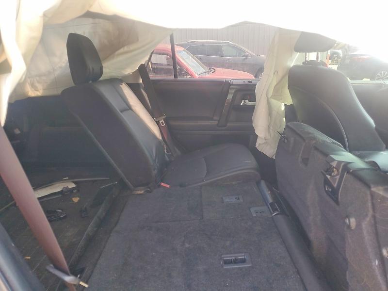 Photo 11 from auction – 2017 TOYOTA 4RUNNER with VIN JTEBU5JR7H5470902