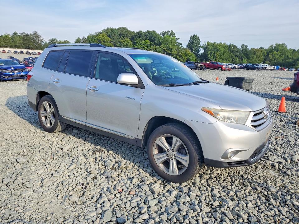 Photo 4 from auction – 2012 TOYOTA HIGHLANDER with VIN 5TDYK3EH8CS088956