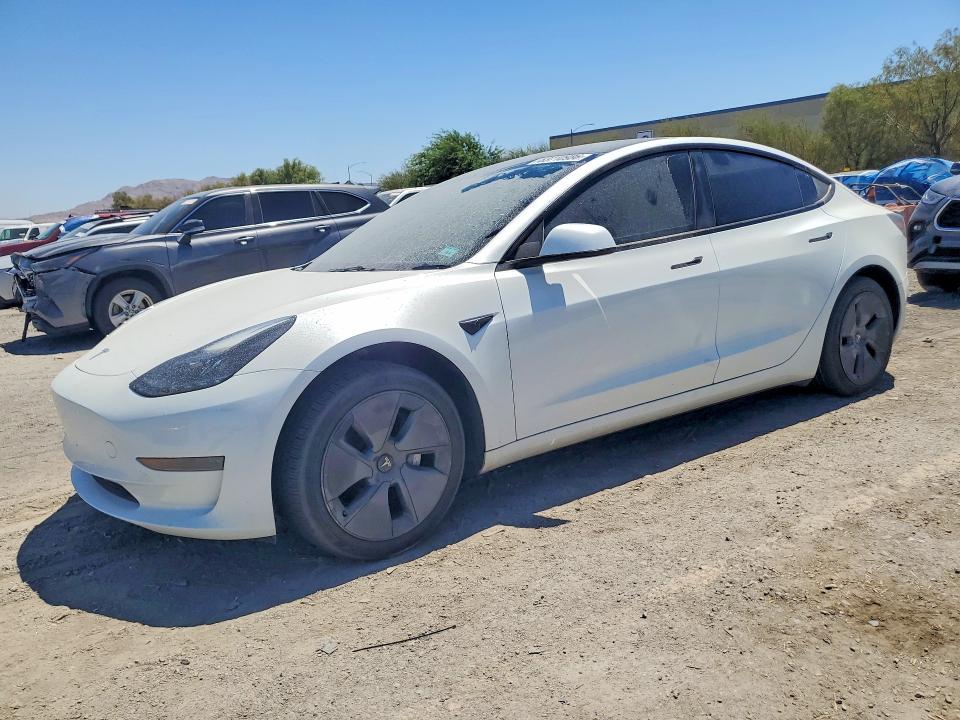 TESLA MODEL 3 2023 с VIN 5YJ3E1EA1PF510245 - Снимка от търг