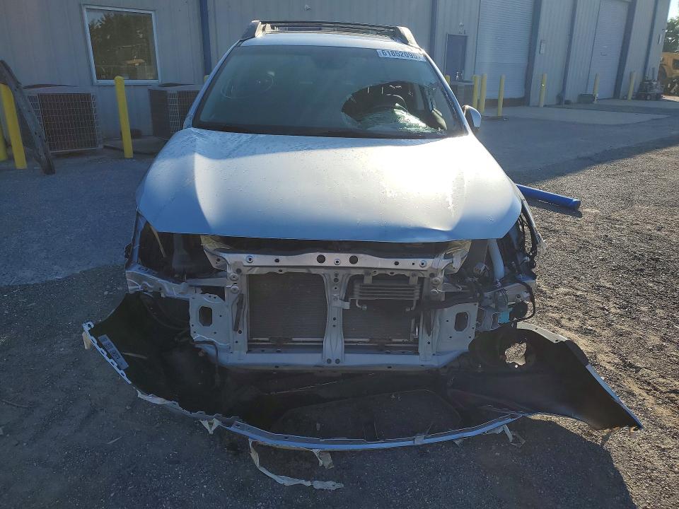 Photo 5 from auction – 2017 SUBARU OUTBACK with VIN 4S4BSANC2H3363532