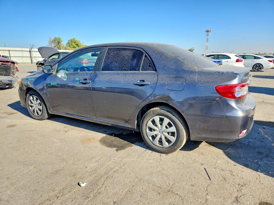 Photo 2 from auction – 2011 TOYOTA COROLLA with VIN JTDBU4EE0B9139908