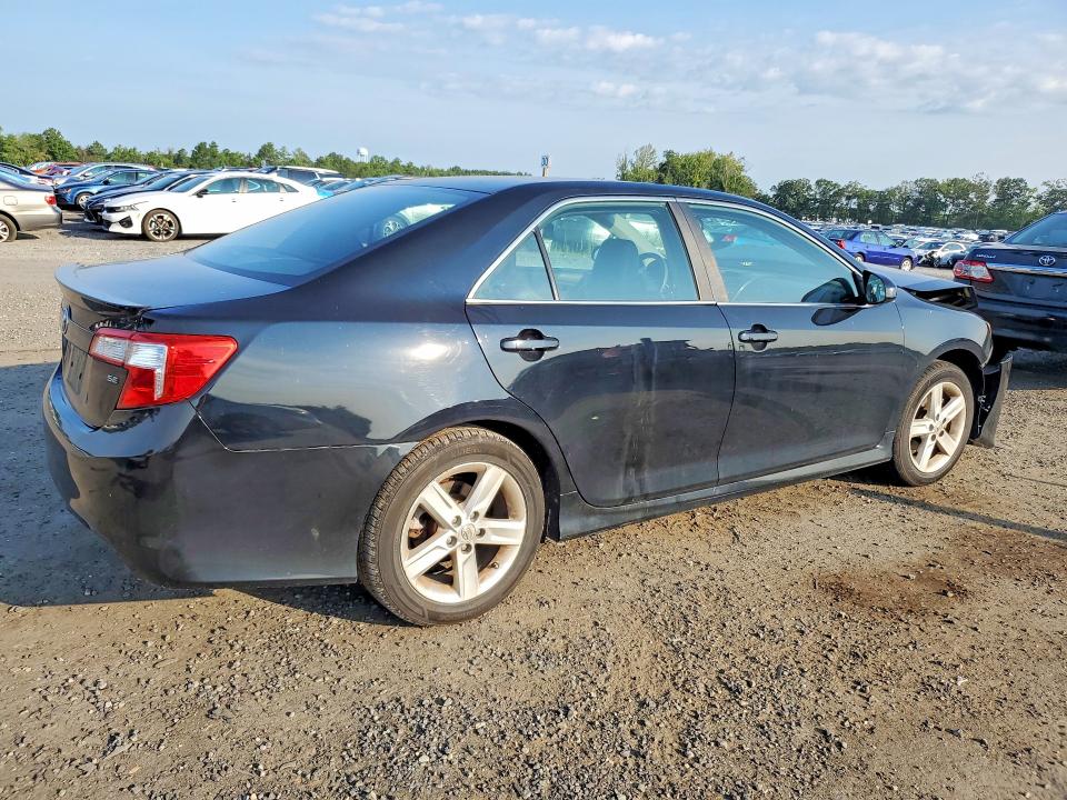 Photo 3 from auction – 2012 TOYOTA CAMRY with VIN 4T1BF1FK4CU044744