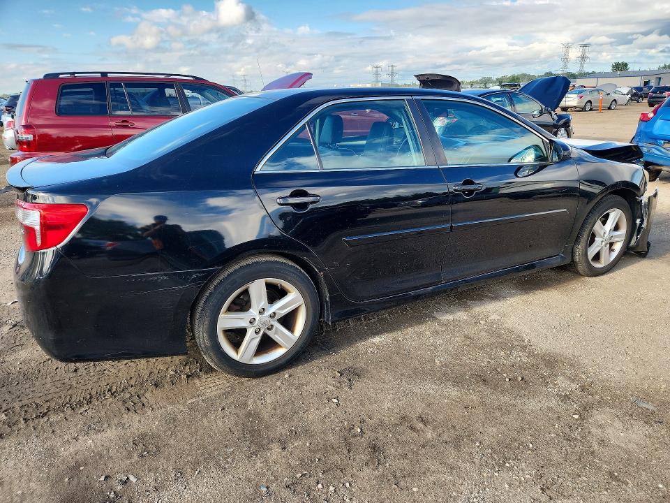 Photo 3 from auction – 2014 TOYOTA CAMRY with VIN 4T1BF1FK2EU338212