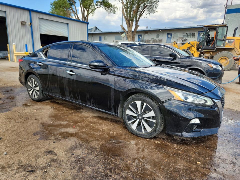 Photo 4 from auction – 2019 NISSAN ALTIMA with VIN 1N4BL4EV5KC223900