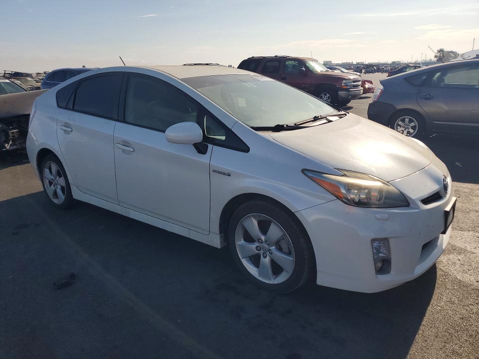 Photo 4 from auction – 2010 TOYOTA PRIUS with VIN JTDKN3DU8A0011113