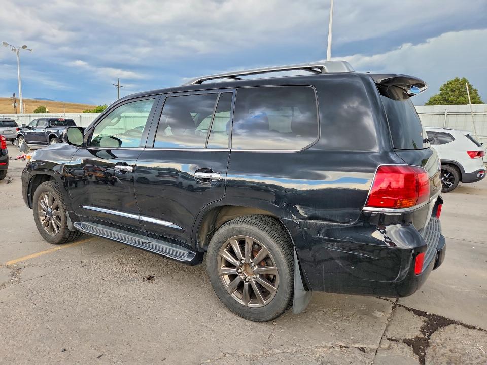 Photo 2 from auction – 2011 LEXUS LX with VIN JTJHY7AX6B4064116