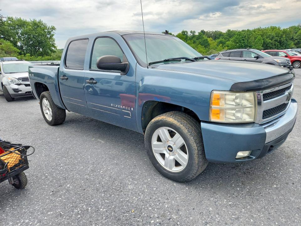 Foto 4 de la subasta – 2008 CHEVROLET SILVERADO con VIN 2GCEK133281158061