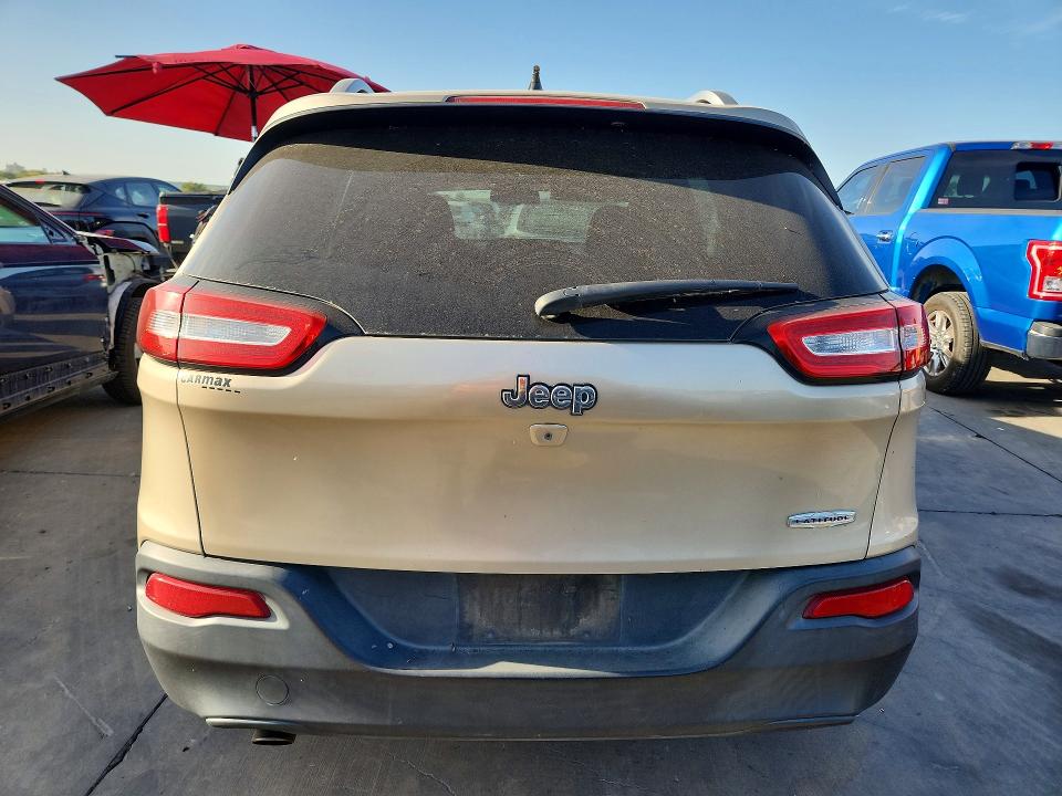 Photo 6 from auction – 2014 JEEP CHEROKEE with VIN 1C4PJLCB5EW186844