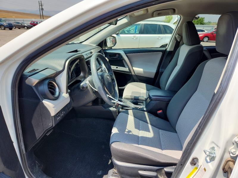 Photo 7 from auction – 2014 TOYOTA RAV4 with VIN JTMBFREV9ED069009
